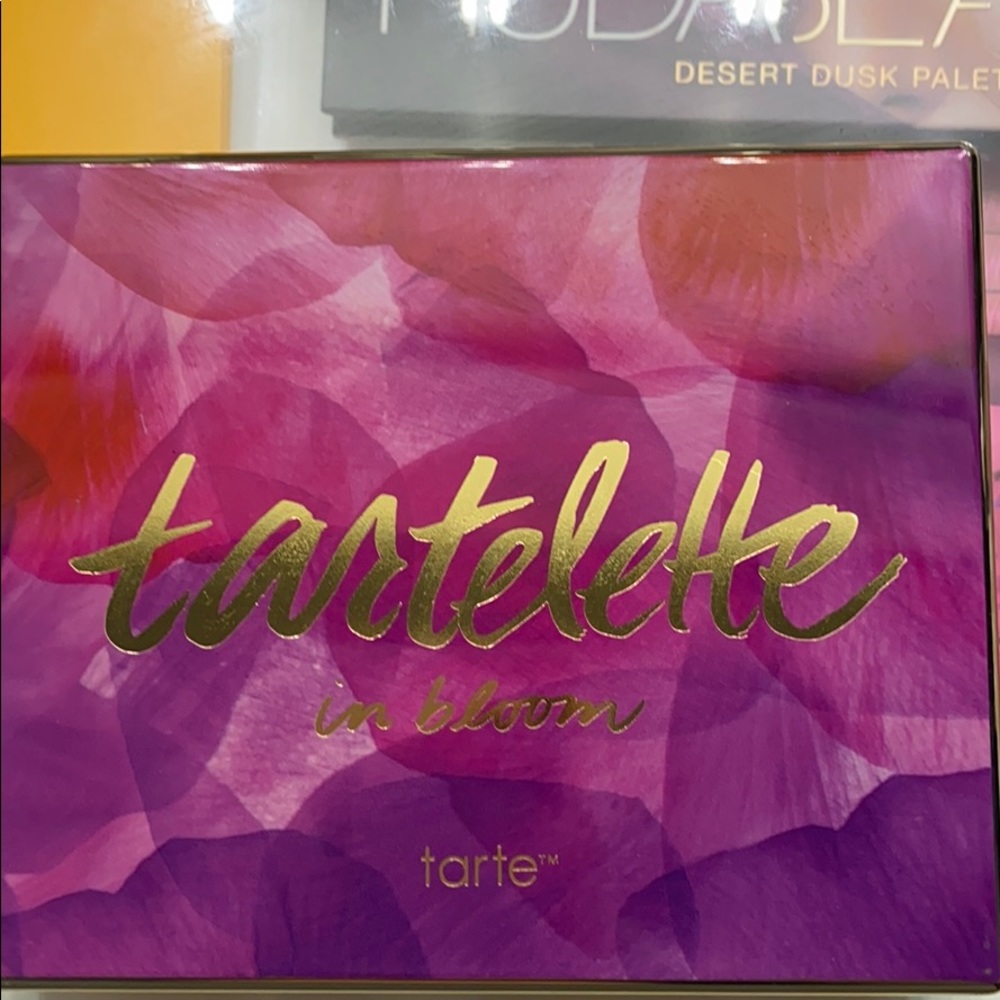 Tarte Tartellete in Bloom